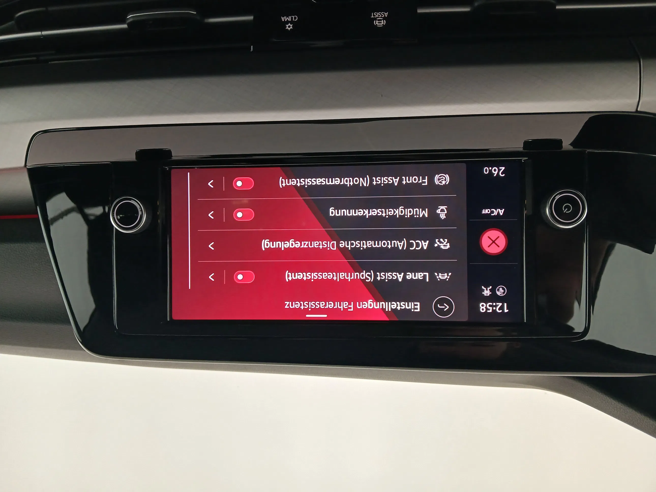 VW Golf VIII Variant 1.0 TSI Life | Bild 22 von 29