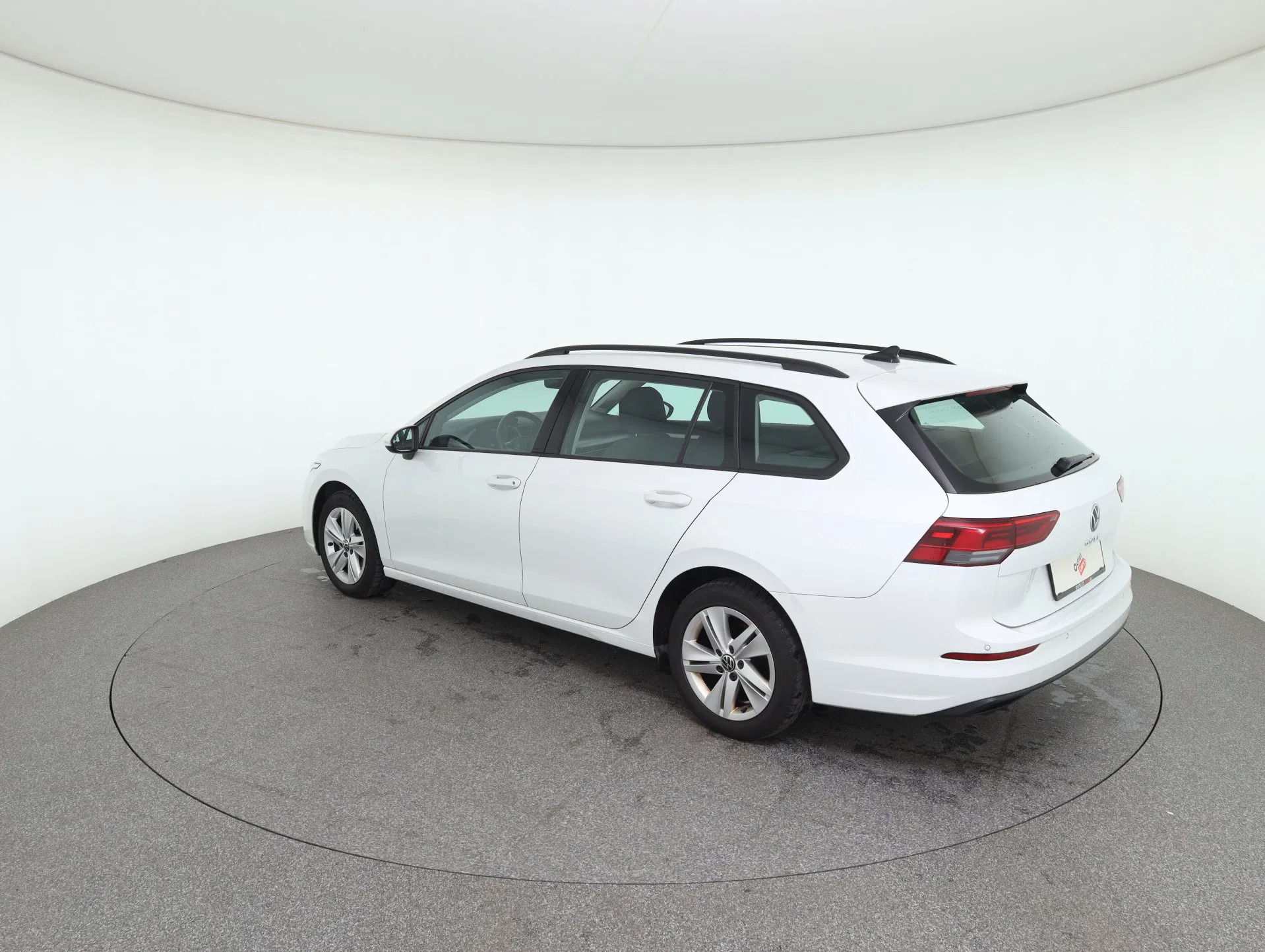 VW Golf VIII Variant 1.0 TSI Life | Bild 8 von 29