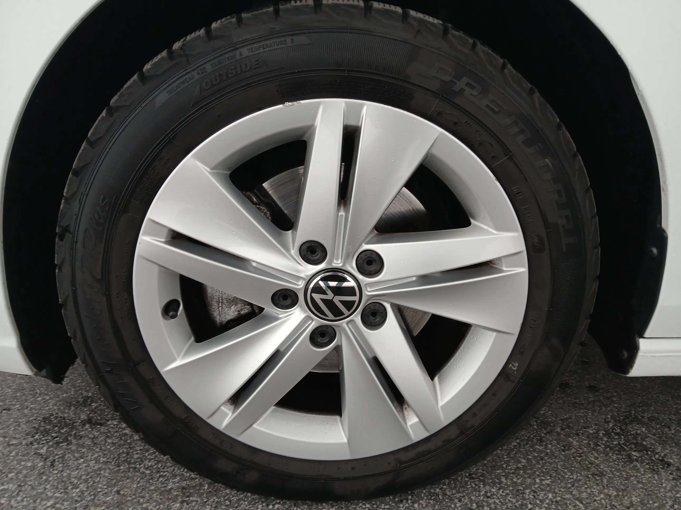 VW Golf VIII Variant 1.0 TSI Life | Bild 10 von 29