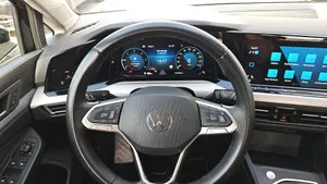 VW Golf VIII 2.0 TDI Life | Thumbnail 13 von 20