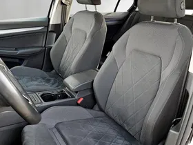 VW Golf VIII 2.0 TDI Life | Thumbnail 10 von 20