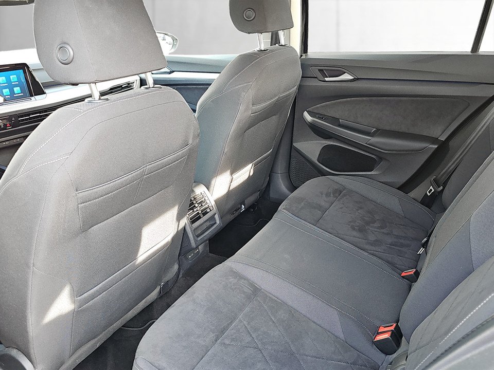VW Golf VIII 2.0 TDI Life | Bild 19 von 20