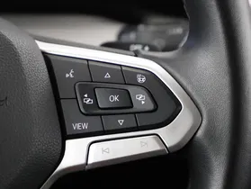 VW Golf VIII Var. 2.0TDI Life DSG | Thumbnail 10 von 23