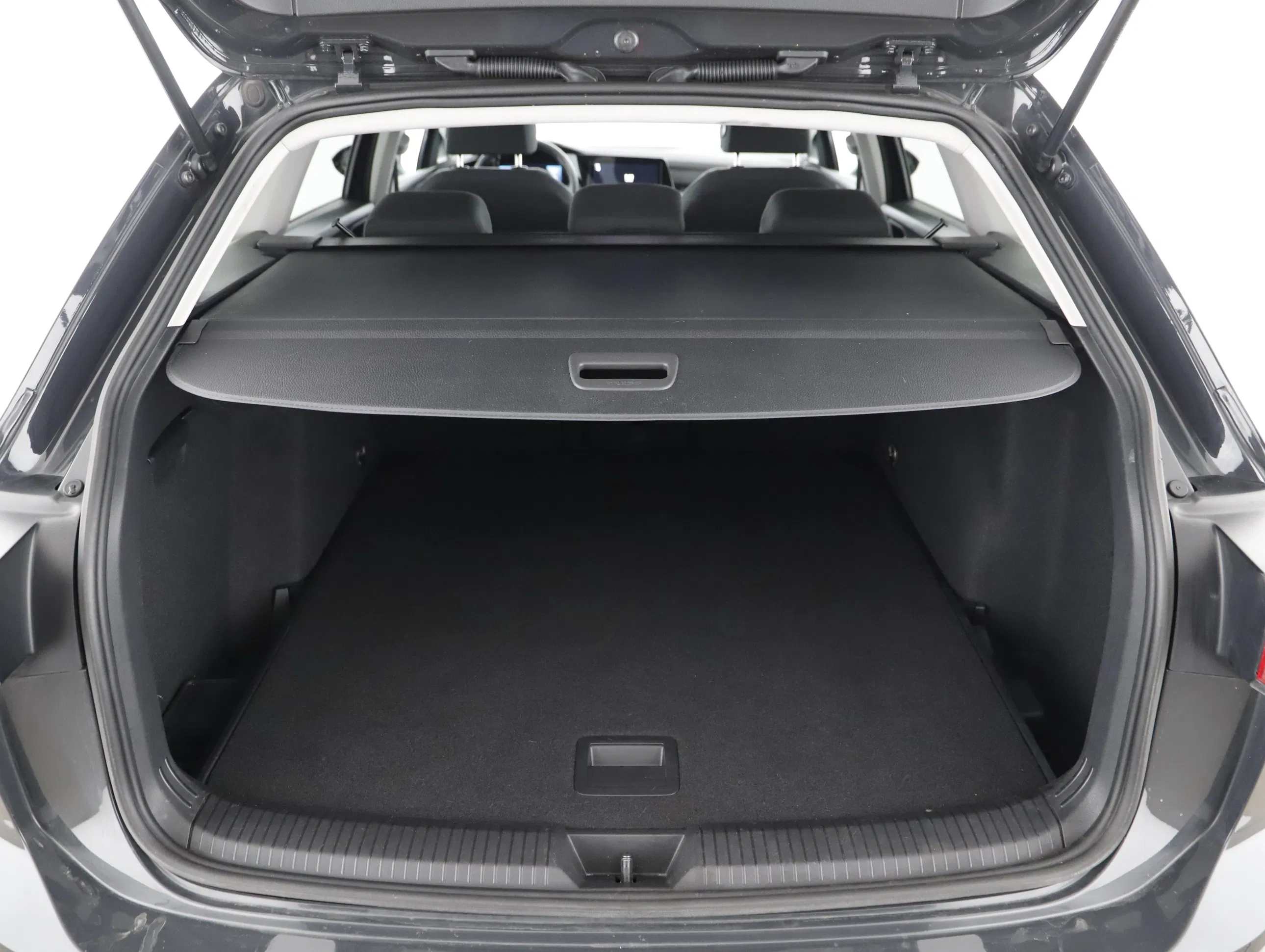 VW Golf VIII Var. 2.0TDI Life DSG | Bild 19 von 23