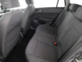 VW Golf VIII Var. 2.0TDI Life DSG | Thumbnail 18 von 23