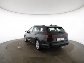 VW Golf VIII Variant 2.0 TDI Life | Thumbnail 17 von 21