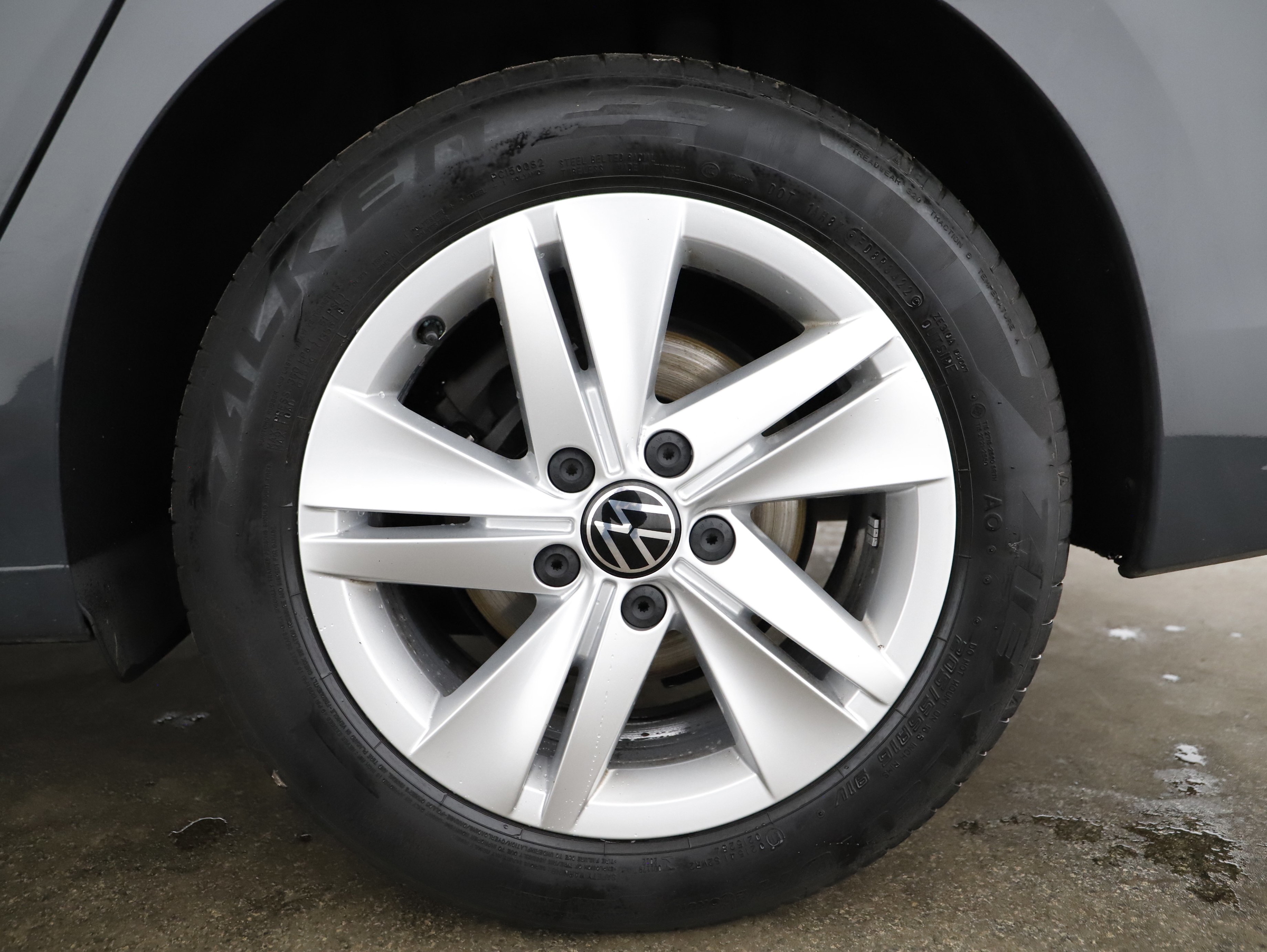 VW Golf VIII Variant 2.0 TDI Life | Bild 18 von 21