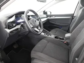 VW Golf VIII Variant 2.0 TDI Life | Thumbnail 4 von 21