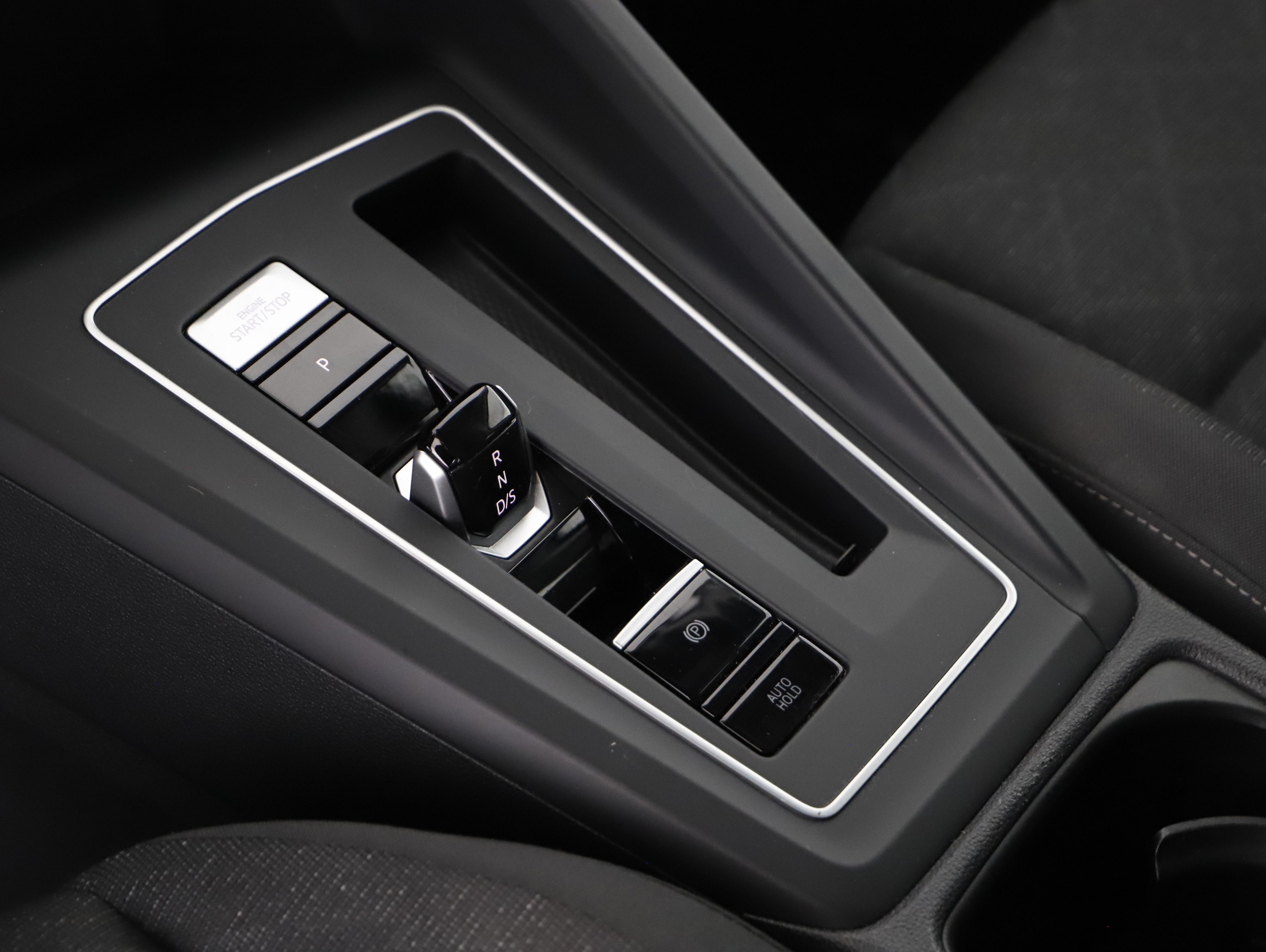 VW Golf VIII Variant 2.0 TDI Life | Bild 5 von 21