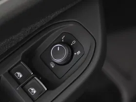 VW Golf VIII Variant 2.0 TDI Life | Thumbnail 7 von 21