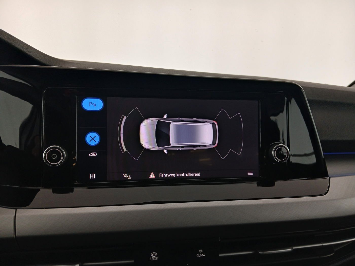 VW Golf VIII Variant 2.0 TDI Life | Bild 16 von 19