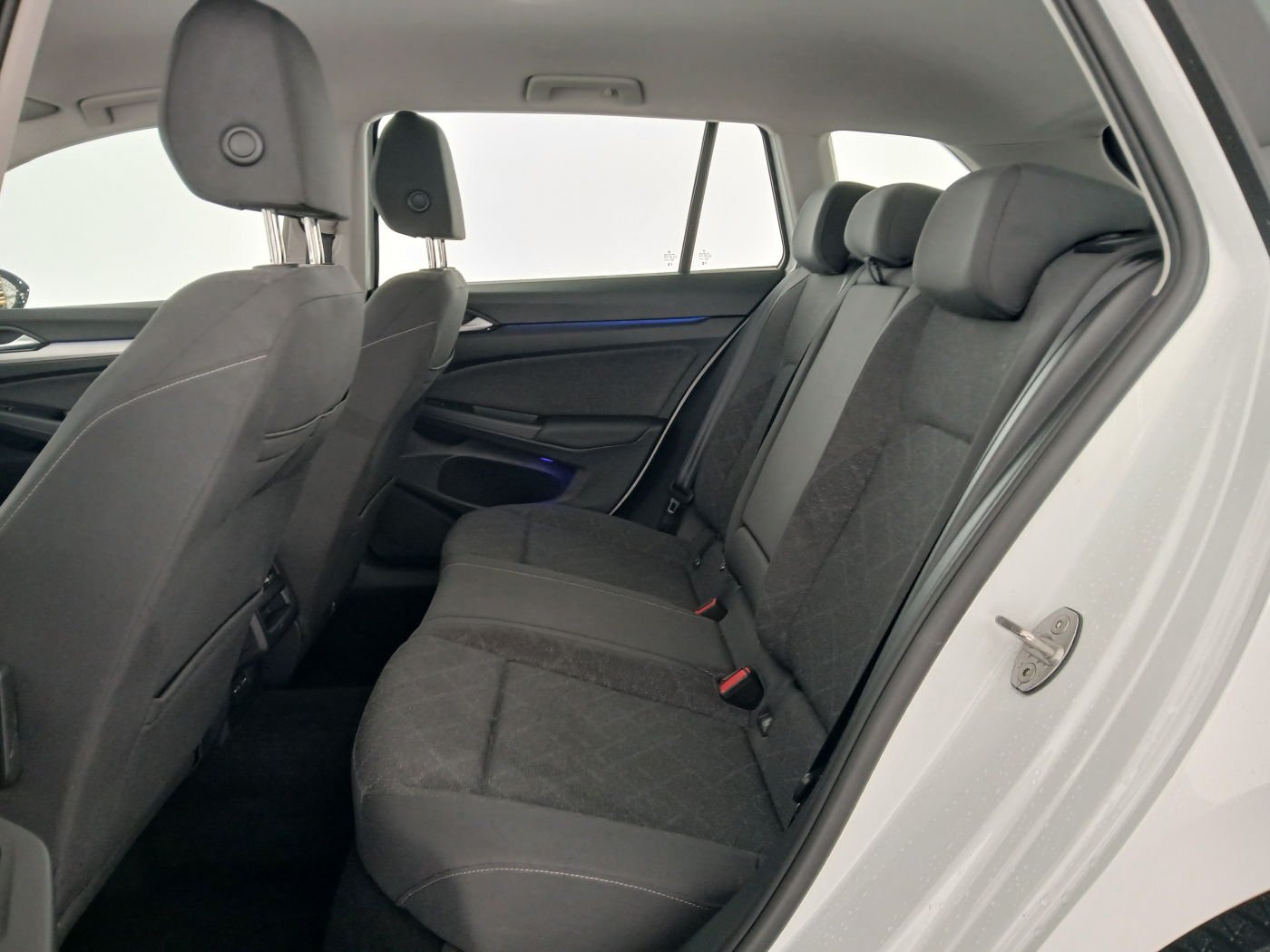 VW Golf VIII Variant 2.0 TDI Life | Bild 3 von 19