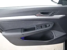 VW Golf VIII Var. 2.0 TDI Life DSG | Thumbnail 14 von 21