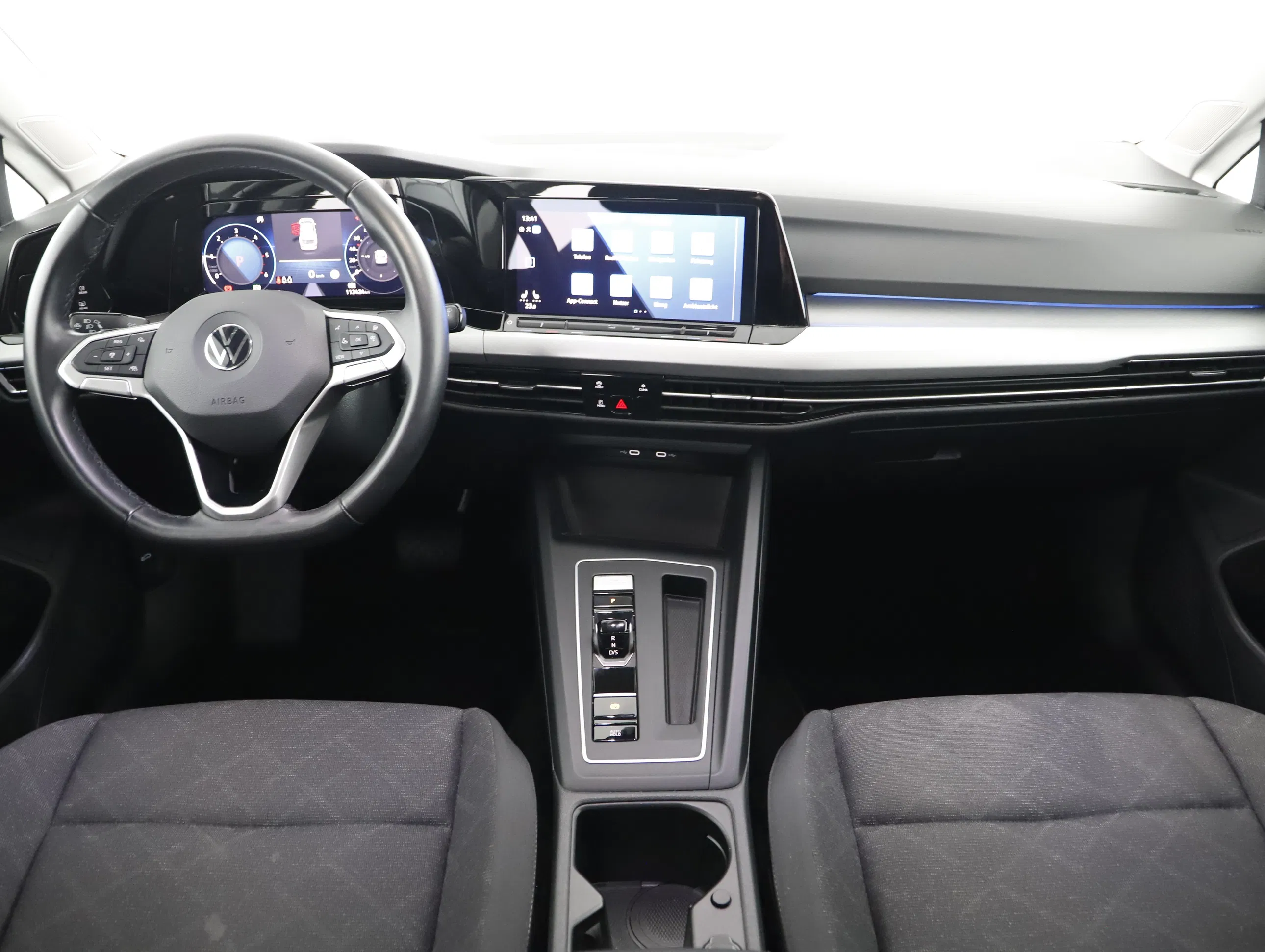 VW Golf VIII Var. 2.0 TDI Life DSG | Bild 3 von 21