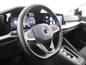 VW Golf VIII Var. 2.0 TDI Life DSG | Thumbnail 4 von 21