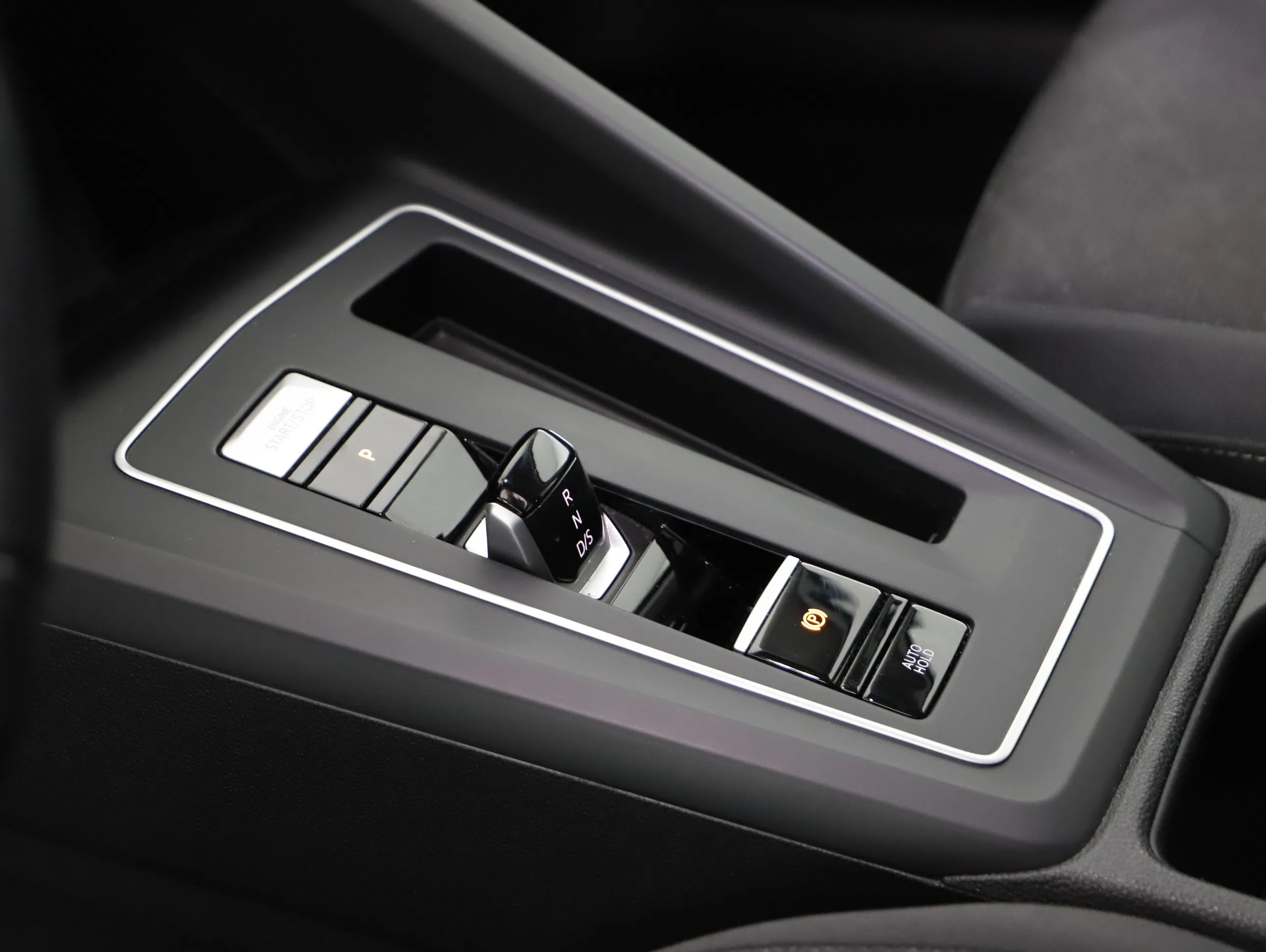 VW Golf VIII Var. 2.0 TDI Life DSG | Bild 5 von 21