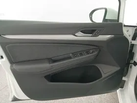 VW Golf VIII Variant 1.0 TSI Life | Thumbnail 11 von 29