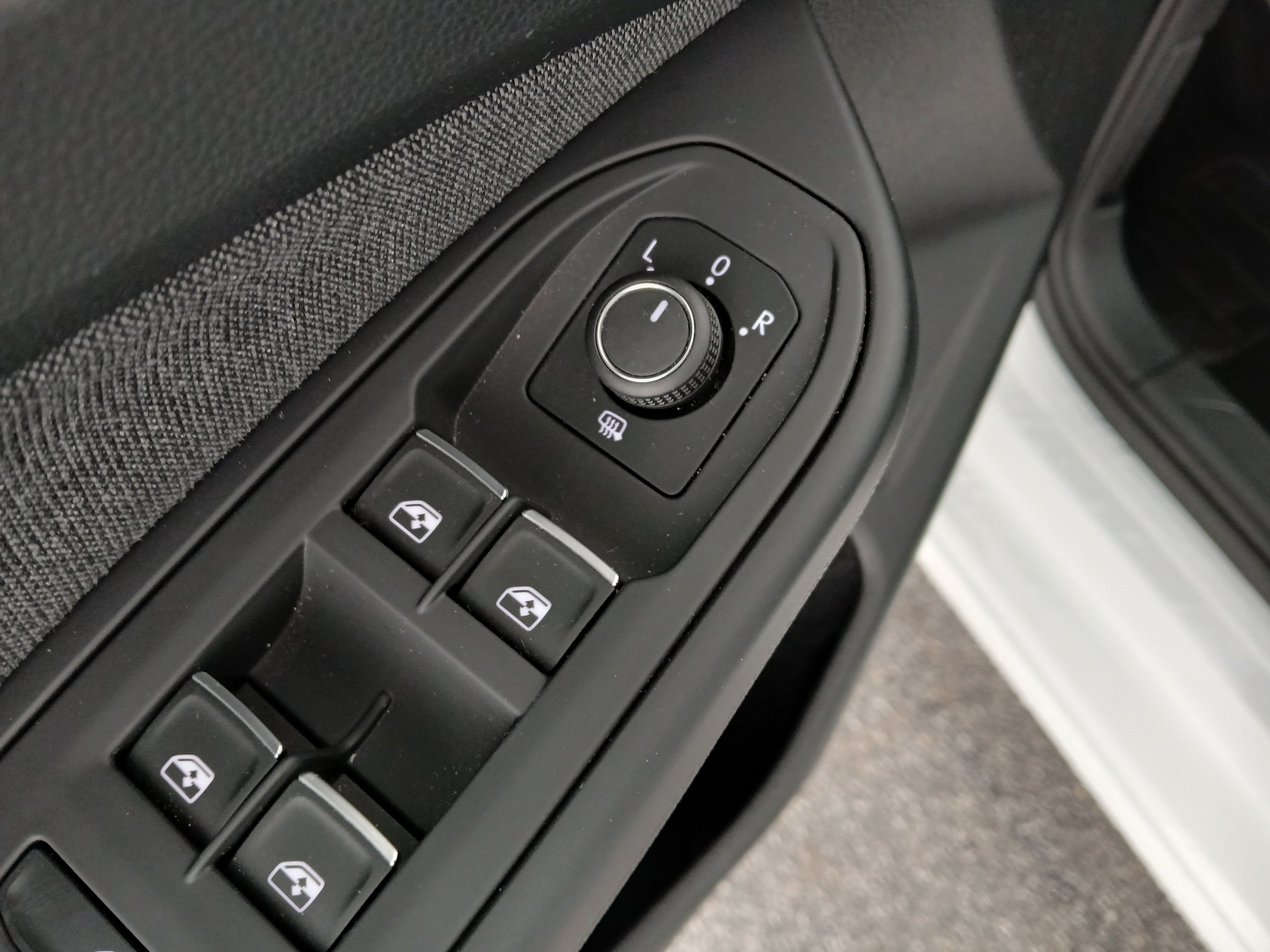 VW Golf VIII Variant 1.0 TSI Life | Bild 12 von 29