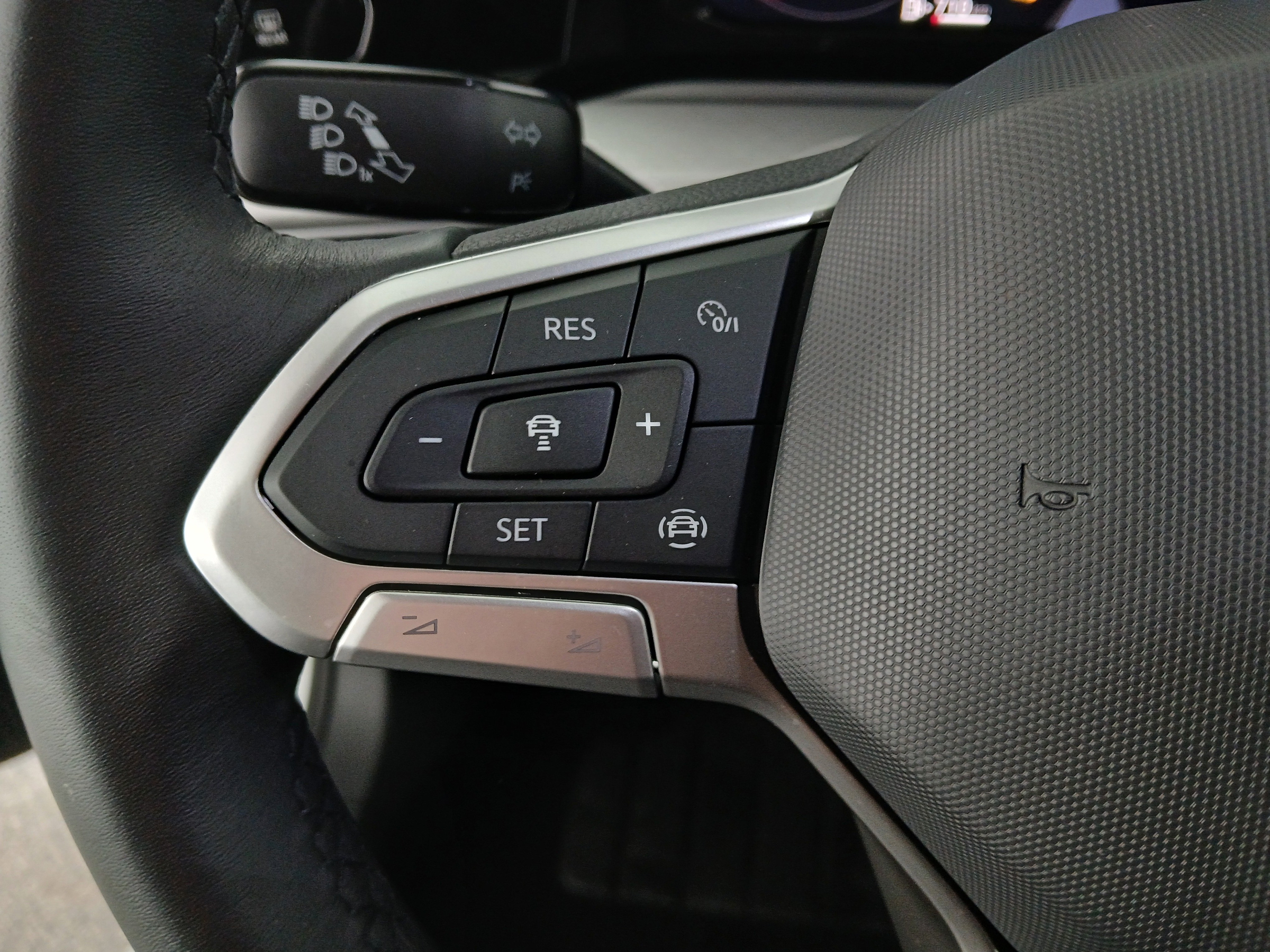 VW Golf VIII Variant 1.0 TSI Life | Bild 17 von 29