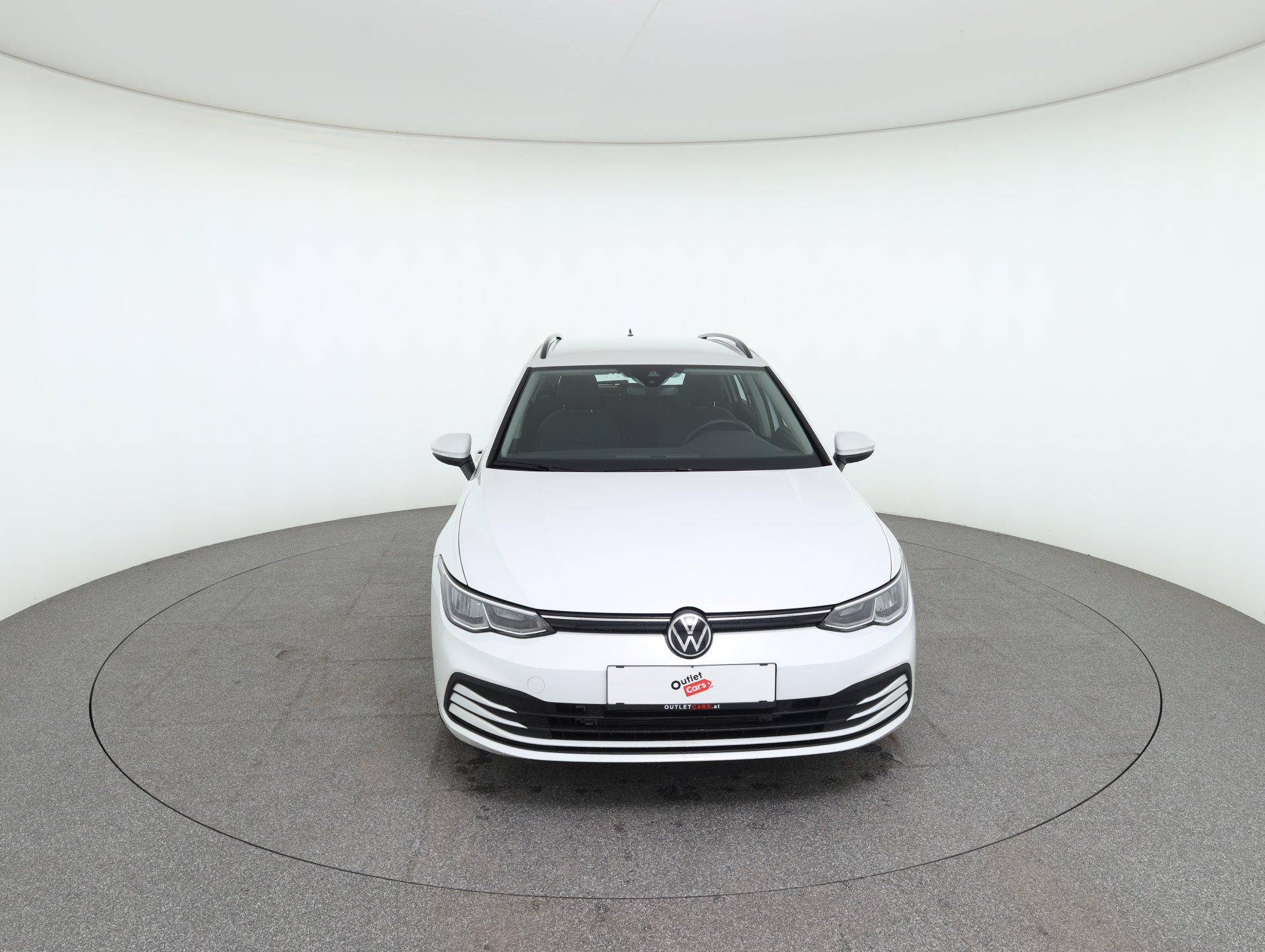 VW Golf VIII Variant 1.0 TSI Life | Bild 3 von 29