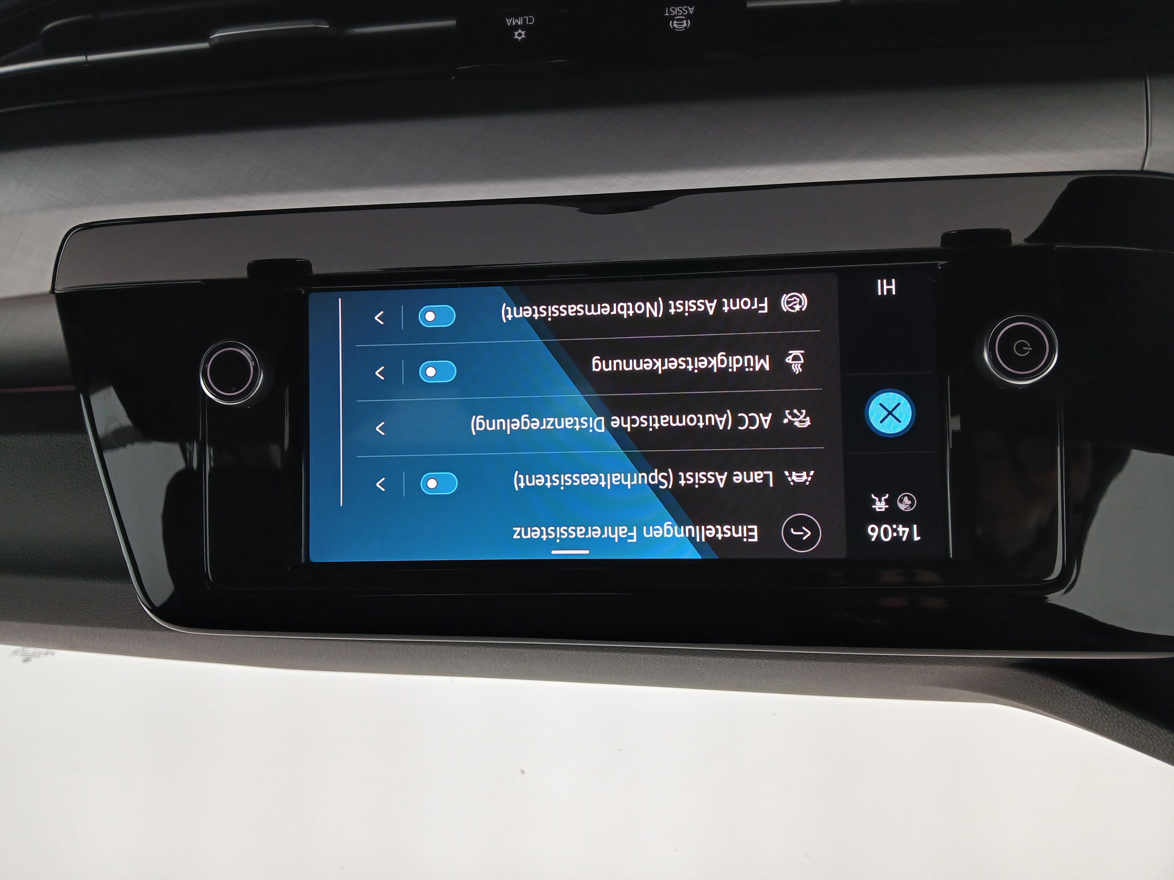 VW Golf VIII Variant 1.0 TSI Life | Bild 21 von 29