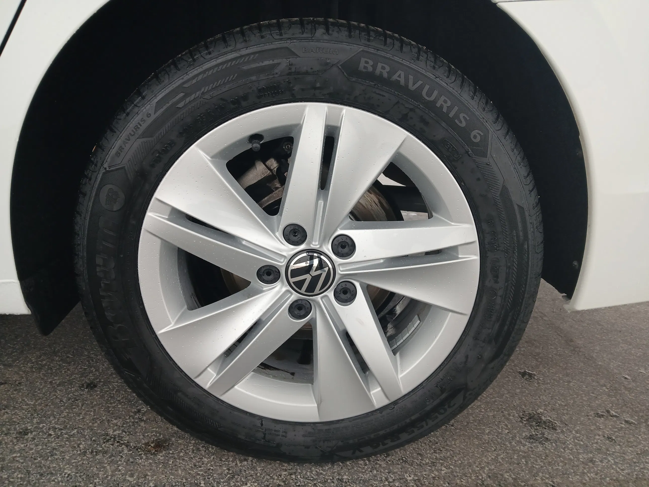 VW Golf VIII Variant 1.0 TSI Life | Bild 10 von 29