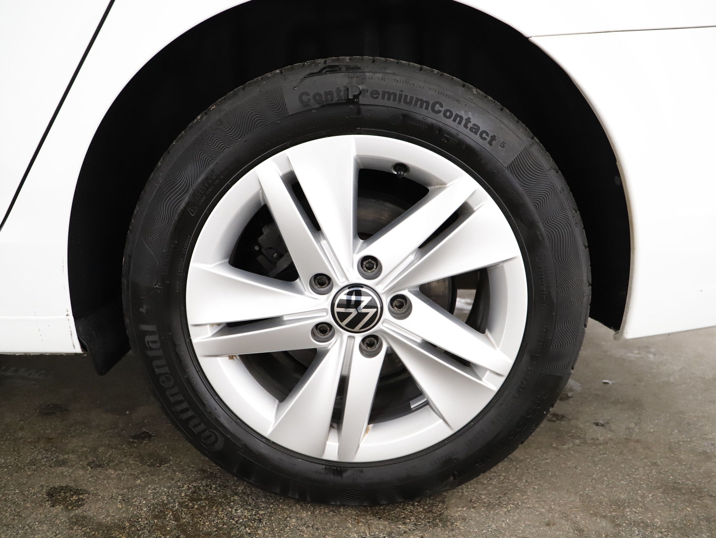 VW Golf VIII Var 2.0TDI Life DSG | Bild 20 von 21