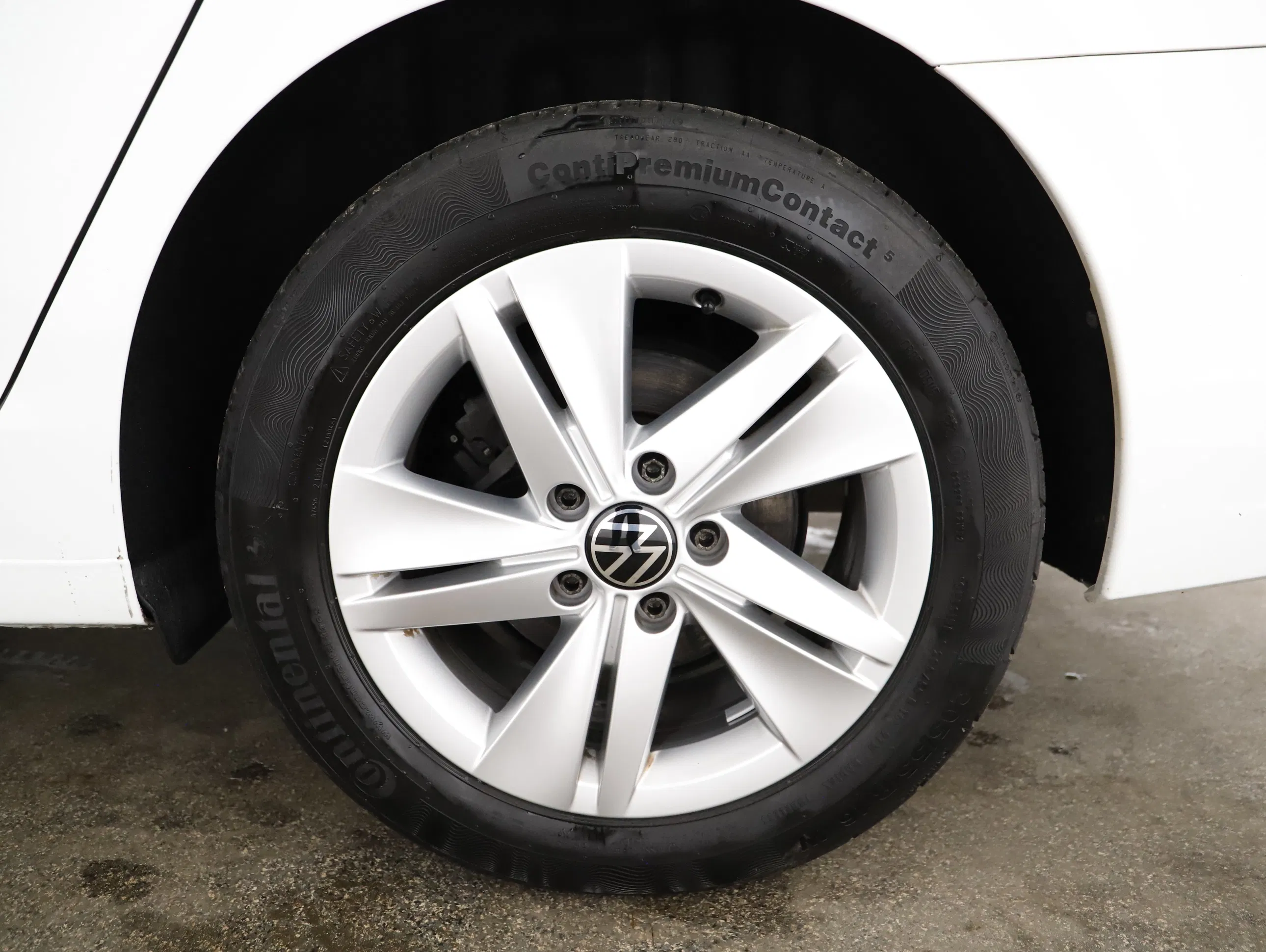 VW Golf VIII Var 2.0TDI Life DSG | Bild 20 von 21
