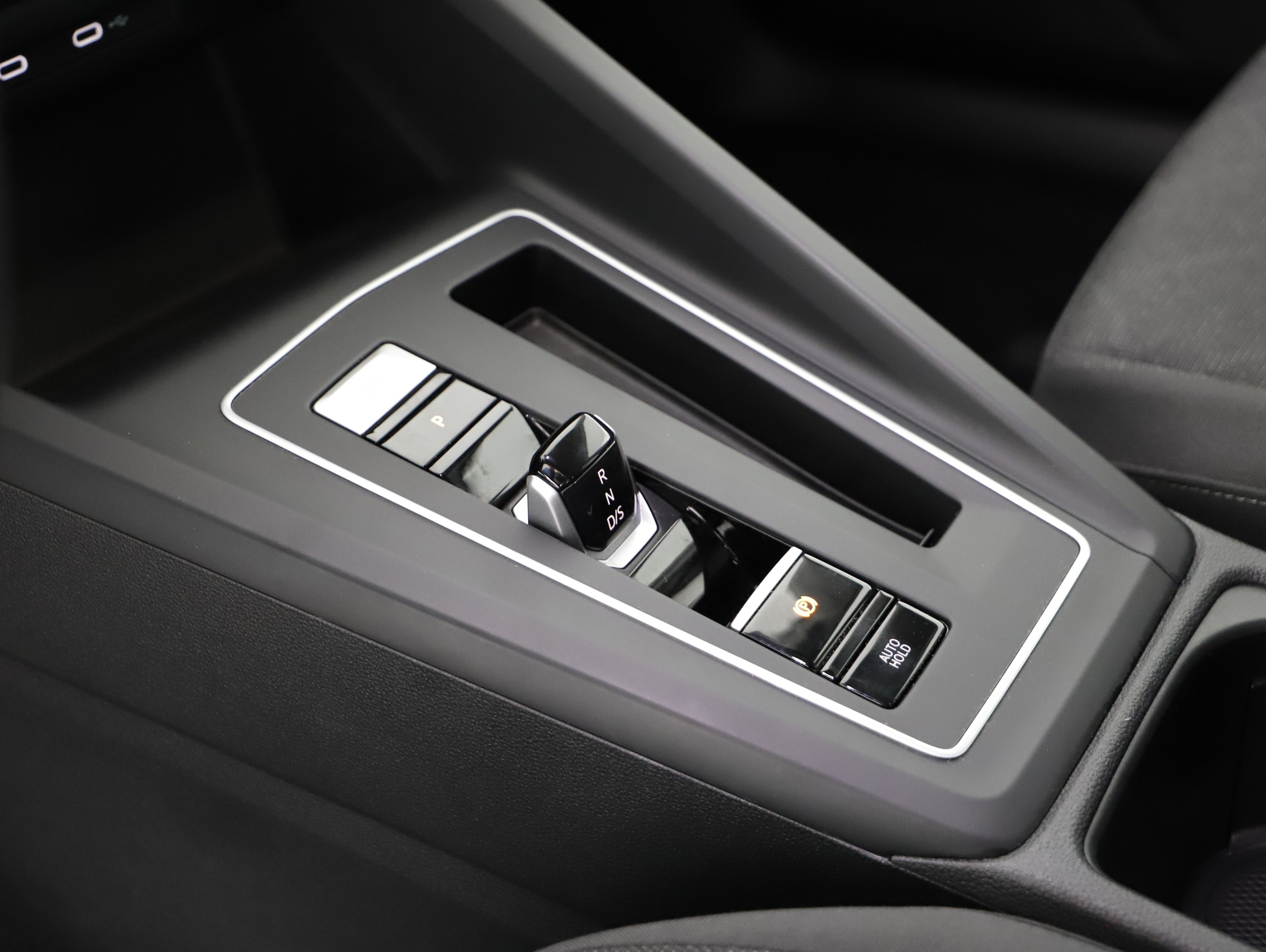 VW Golf VIII Var 2.0TDI Life DSG | Bild 5 von 21