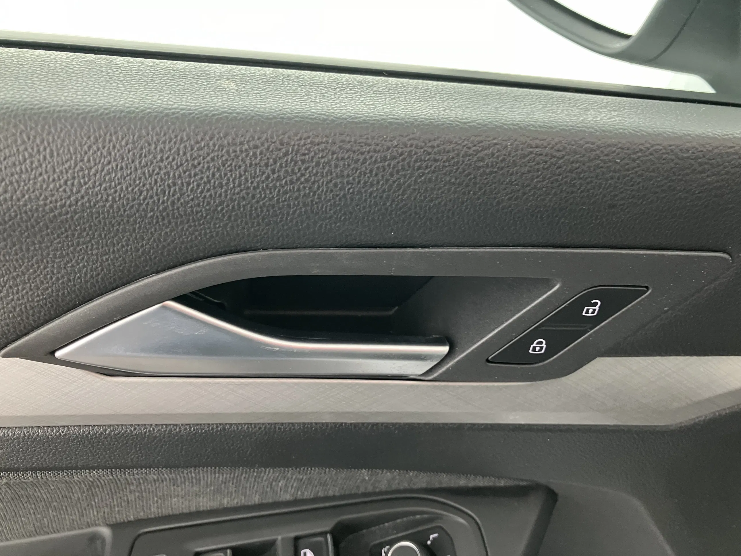 VW Golf VIII Variant 2.0 TDI Life | Bild 11 von 29