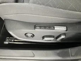 VW Golf VIII Variant 2.0 TDI Life | Thumbnail 15 von 29