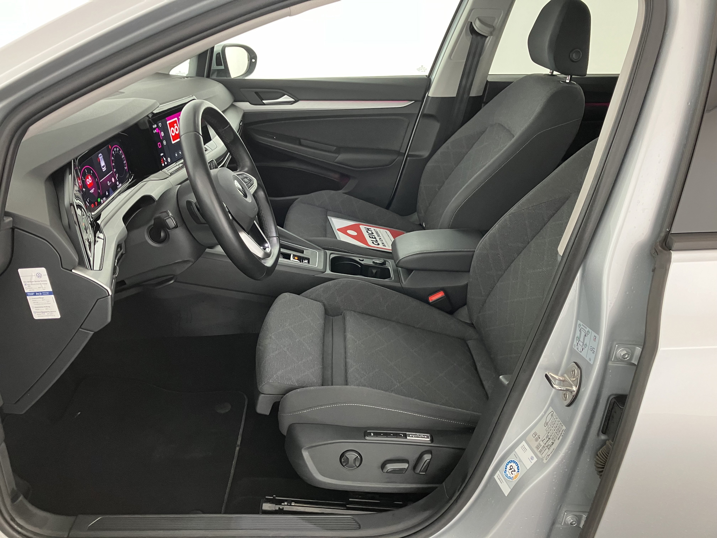 VW Golf VIII Variant 2.0 TDI Life | Bild 16 von 29