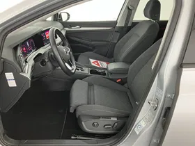 VW Golf VIII Variant 2.0 TDI Life | Thumbnail 16 von 29