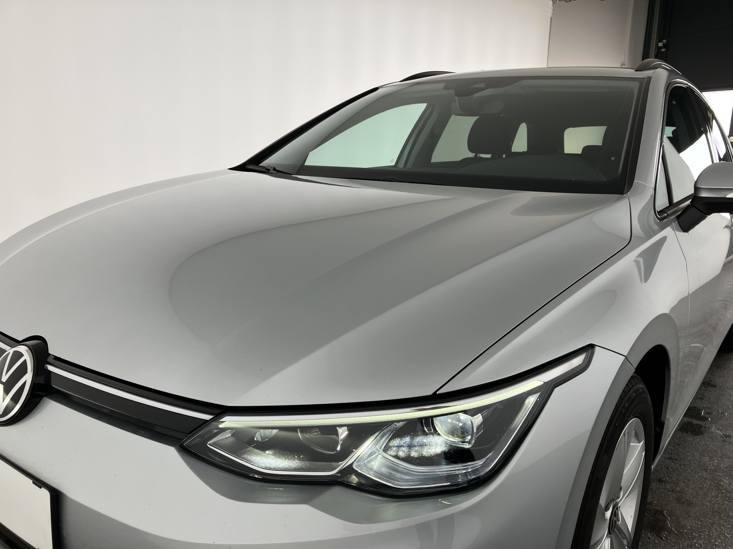 VW Golf VIII Variant 2.0 TDI Life | Bild 25 von 29