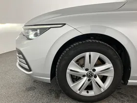 VW Golf VIII Variant 2.0 TDI Life | Thumbnail 26 von 29