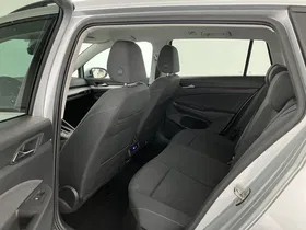 VW Golf VIII Variant 2.0 TDI Life | Thumbnail 27 von 29