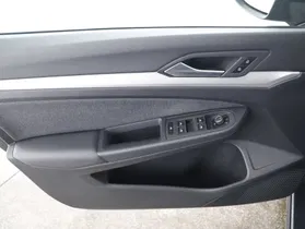 VW Golf VIII Variant 2.0 TDI Life | Thumbnail 4 von 22