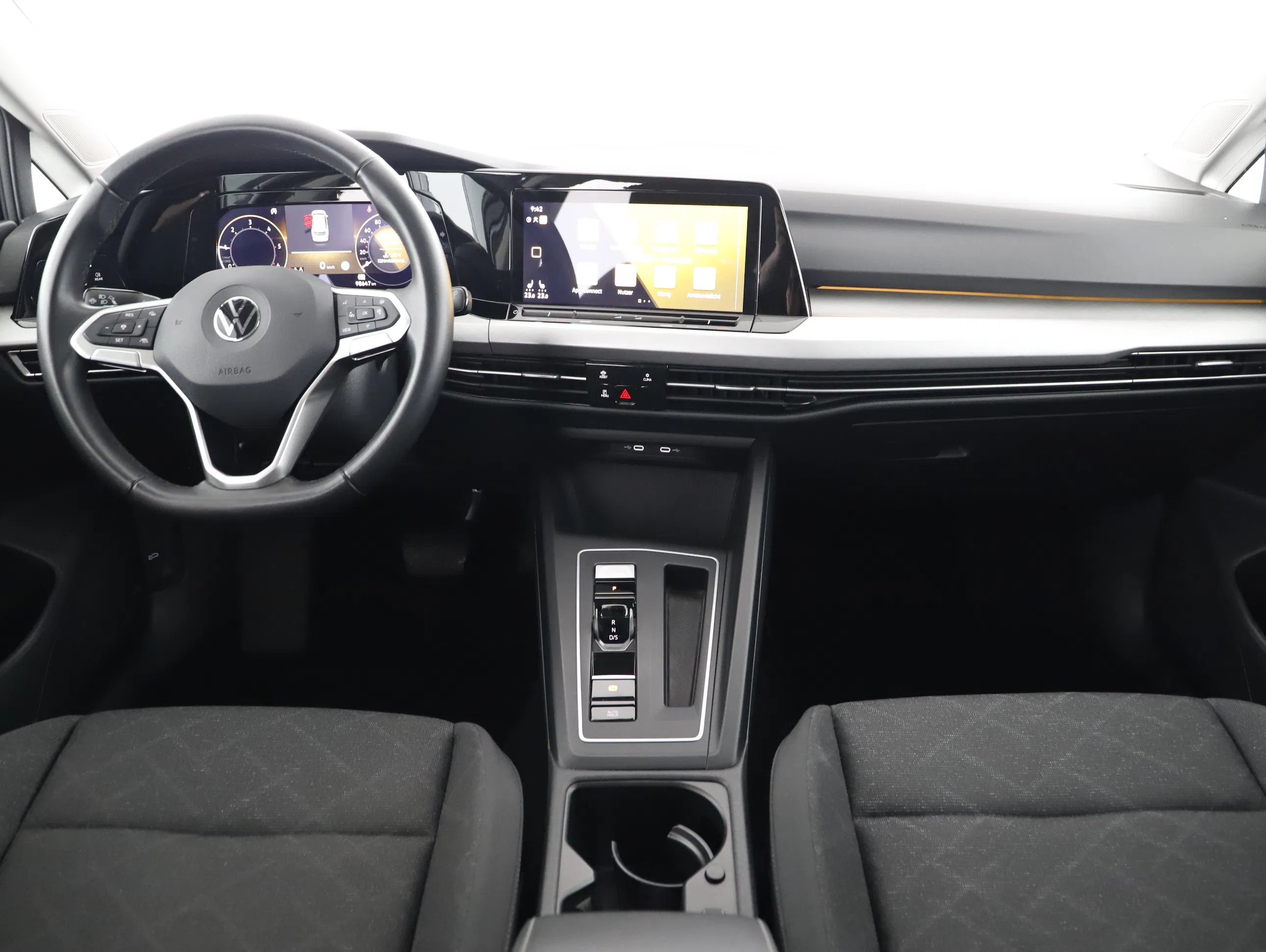 VW Golf VIII Variant 2.0 TDI Life | Bild 8 von 22