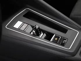 VW Golf VIII Variant 2.0 TDI Life | Thumbnail 17 von 22