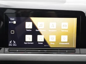 VW Golf VIII Variant 2.0 TDI Life | Thumbnail 13 von 22