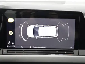 VW Golf VIII Variant 2.0 TDI Life | Thumbnail 15 von 22