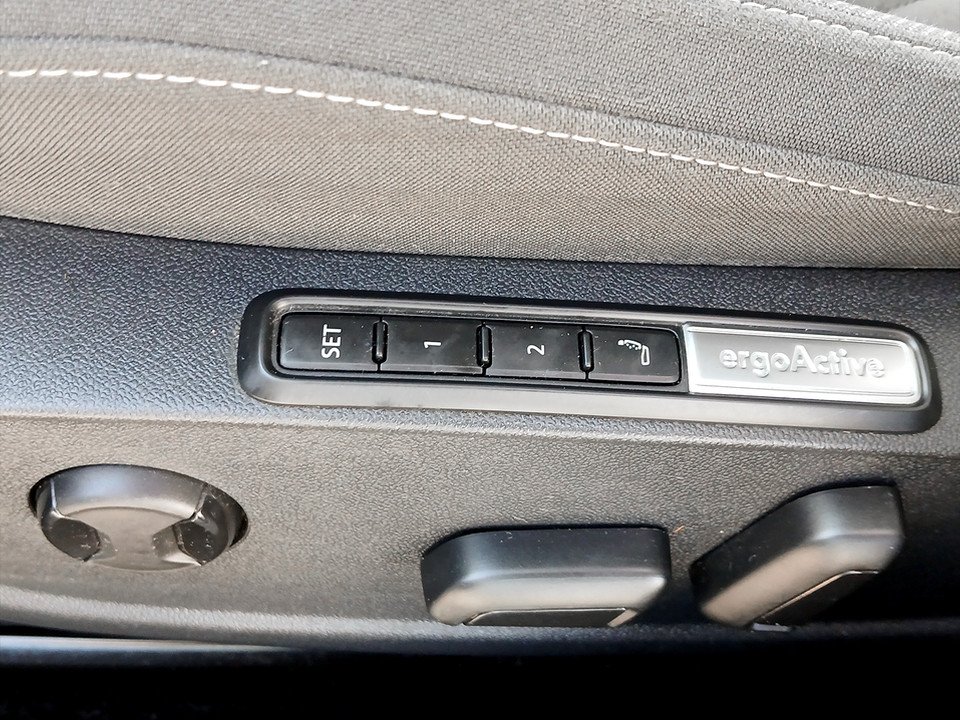 VW Golf VIII Variant 2.0 TDI Life | Bild 8 von 23