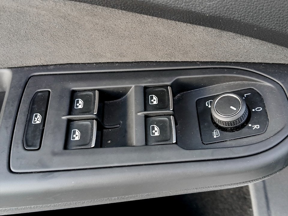 VW Golf VIII Variant 2.0 TDI Life | Bild 7 von 23
