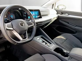 VW Golf VIII Variant 2.0 TDI Life | Thumbnail 11 von 23