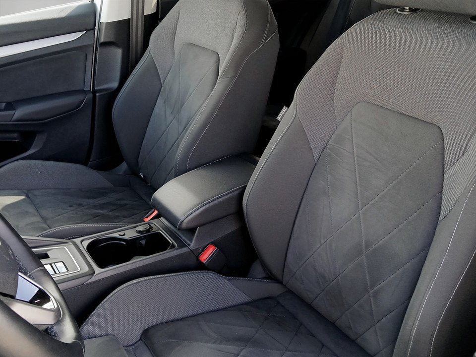 VW Golf VIII Variant 2.0 TDI Life | Bild 9 von 23