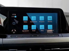 VW Golf VIII Variant 2.0 TDI Life | Thumbnail 16 von 23