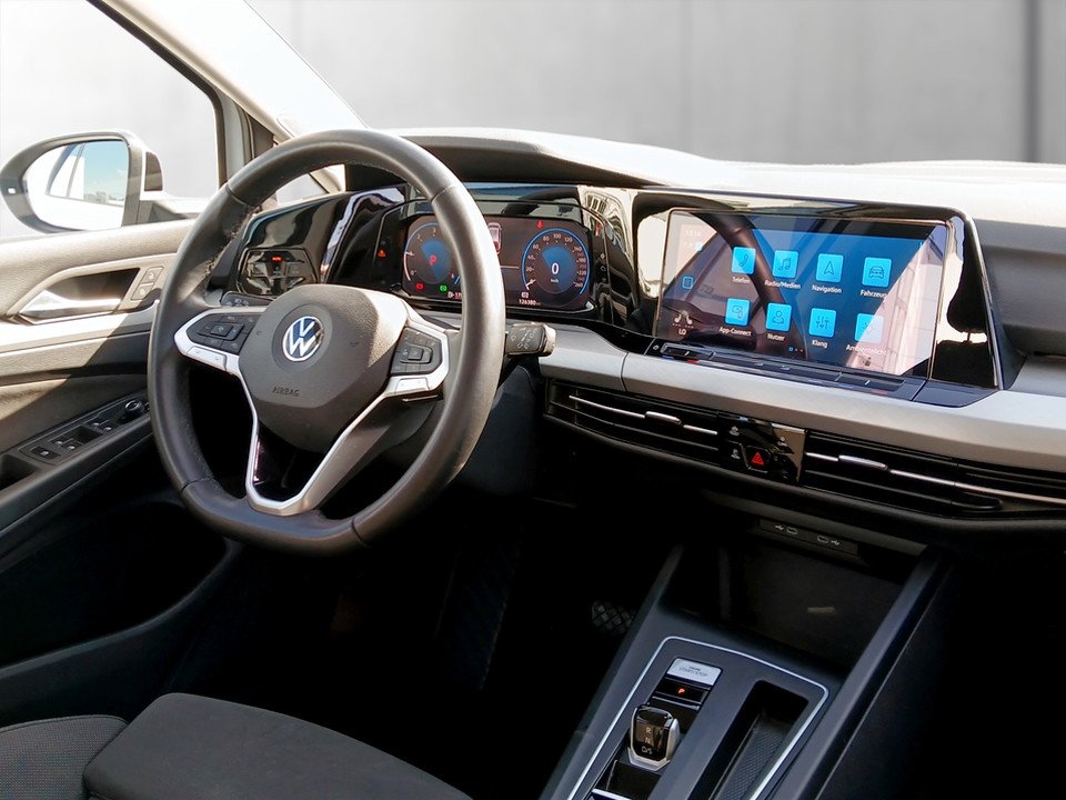 VW Golf VIII Variant 2.0 TDI Life | Bild 13 von 23