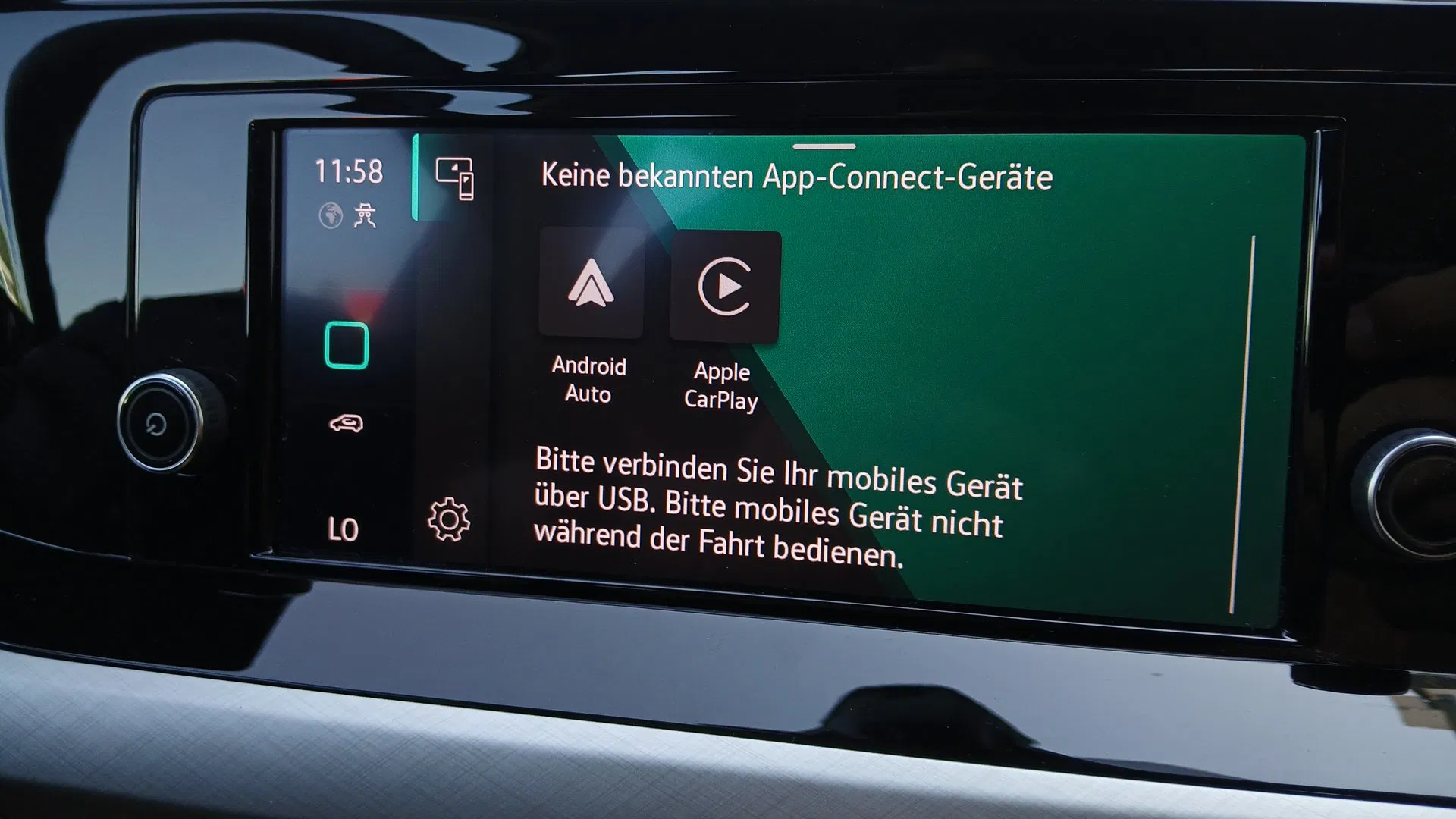VW Golf VIII Variant 2.0 TDI DSG | Bild 16 von 21