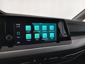 VW Golf VIII Variant 2.0 TDI Life | Thumbnail 20 von 29