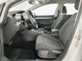 VW Golf VIII Variant 2.0 TDI Life | Thumbnail 11 von 29